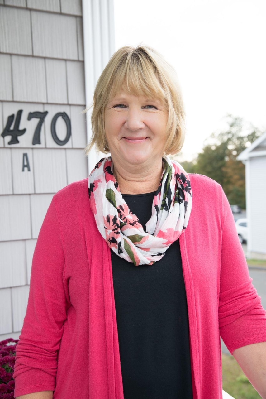 headshot photo of Joan Sommers